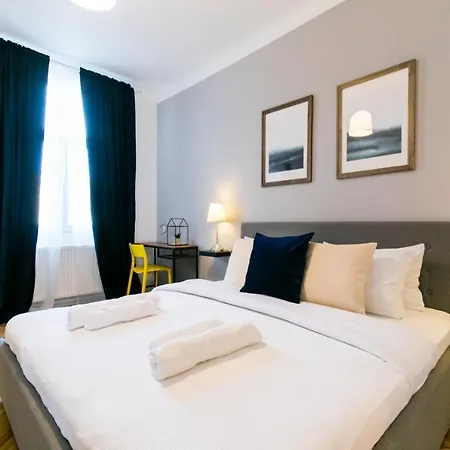Catchy Dreams Spacious Str 43b * Bucharest
